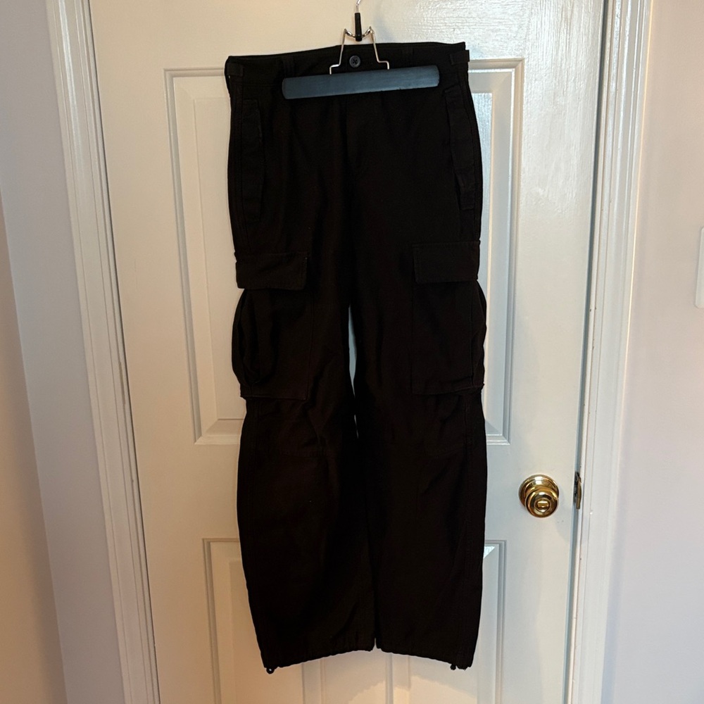 Aritzia Black Cargo Pants